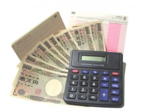 money_and_calculator